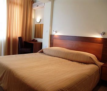 Strandja Hotel Goudstrand Buitenkant foto